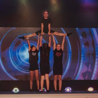 15-lecie Explozji Tańca - jubileusz pełen emocji, ruchu i wzruszeń! Fot. Maciej Kanik | Stowarzyszenie Jastrzębski Klub Fotograficzny Niezależni