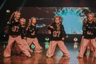 15-lecie Explozji Tańca - jubileusz pełen emocji, ruchu i wzruszeń! Fot. Maciej Kanik | Stowarzyszenie Jastrzębski Klub Fotograficzny Niezależni