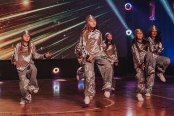 15-lecie Explozji Tańca - jubileusz pełen emocji, ruchu i wzruszeń! Fot. Maciej Kanik | Stowarzyszenie Jastrzębski Klub Fotograficzny Niezależni