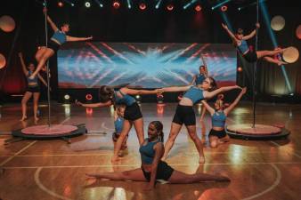 15-lecie Explozji Tańca - jubileusz pełen emocji, ruchu i wzruszeń! Fot. Maciej Kanik | Stowarzyszenie Jastrzębski Klub Fotograficzny Niezależni