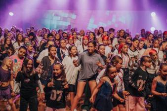 15-lecie Explozji Tańca - jubileusz pełen emocji, ruchu i wzruszeń! Fot. Maciej Kanik | Stowarzyszenie Jastrzębski Klub Fotograficzny Niezależni