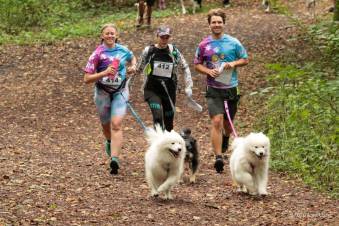 VIII Jastrzębski DogTrekking "TropDOGrzybka" - fotorelacja autorstwa A. Liszaj | A. Liszaj i M. Gebauer