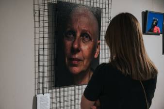 Wernisaż IV edycji Jastrzębskiej Szkoły Fotografii Dokumentalnej  - fotorelacja z Carbonarium SJKF Niezależni Maciej Kanik | Stowarzyszenie Jastrzębski Klub Fotograficzny Niezależni