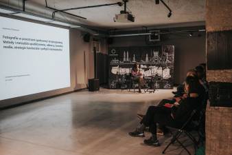 Wernisaż IV edycji Jastrzębskiej Szkoły Fotografii Dokumentalnej  - fotorelacja z Carbonarium SJKF Niezależni Maciej Kanik | Stowarzyszenie Jastrzębski Klub Fotograficzny Niezależni