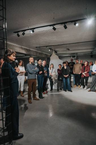 Wernisaż IV edycji Jastrzębskiej Szkoły Fotografii Dokumentalnej  - fotorelacja z Carbonarium SJKF Niezależni Maciej Kanik | Stowarzyszenie Jastrzębski Klub Fotograficzny Niezależni