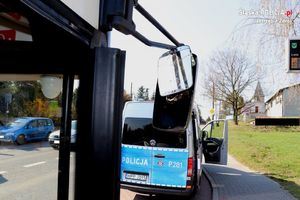 Nieprawidłowe parkowanie w zatoce autobusowej