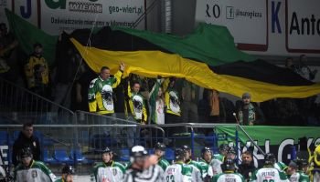 Jastrzębianie pokonują STS Sanok - emocjonujący mecz na Jastorze