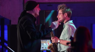 JAZZtrzębie w Łaźni Moszczenica - Kuba Więcek z Orkiestrą Kameralną Miasta Tychy AUKSO pod batutą maestro Marka Mosia