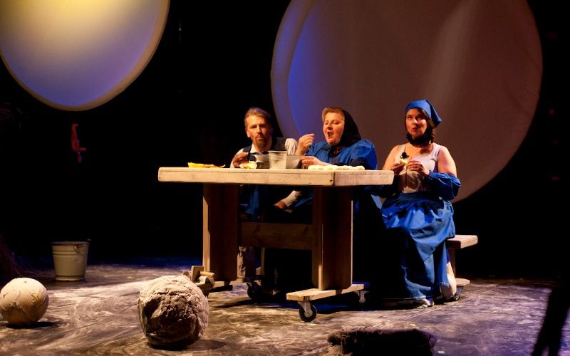 Spektakl teatralny Gumiklyjza - Śląski Tryptyk Teatralny cz. 3