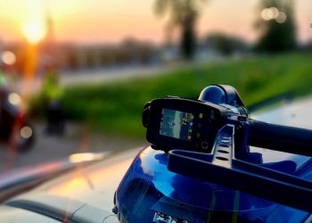 Jechała ponad 100 km/h w terenie zabudowanym. Zatrzymała ją jastrzębska drogówka