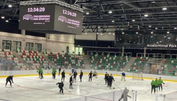 Letni rozkład jazdy JKH GKS Jastrzębie. Dwumecze i zagraniczny rywal