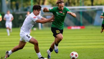 Pechowa druga połowa. GKS przegrywa 0:3 z Hutnikiem (wideo)