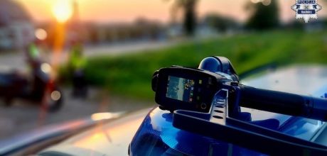 Pędziła Nissanem 103 km/h. Mandat 1500 zł i prawo jazdy zatrzymane
