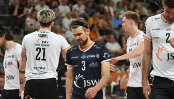 Ostatni mecz fazy zasadniczej na minus - JSW Jastrzębski Węgiel ulega Aluronowi (wideo)