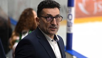 "Zamykam drzwi na Szóstce…" - wzruszające pożegnanie trenera Kalabera