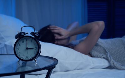 Jakie suplementy można przyjmować w przypadku niedoboru snu i nadmiarem stresu?