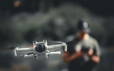 Policyjny dron nad Jastrzębiem. Kierowcy wpadali na znaku STOP