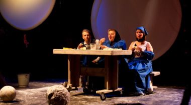 Spektakl teatralny Gumiklyjza - Śląski Tryptyk Teatralny cz. 3