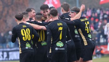 Wymarzony start rundy wiosennej - GKS pokonuje lidera (wideo)