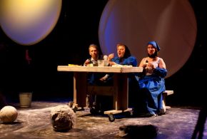 Spektakl teatralny Gumiklyjza - Śląski Tryptyk Teatralny cz. 3