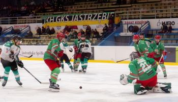 Emocje do ostatniej sekundy. JKH przegrywa z Zagłębiem po thrillerze w Karwinie