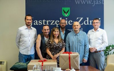 Od 20 lat grają dla Jastrzębia. Feniks z nagrodą Jastrzębski Feniks świętuje 20-lecie. Zespół otrzymał nagrodę
