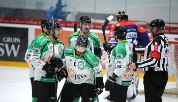 Zwycięstwo i wyrównanie stanu rywalizacji play-off ze "Stalowymi Piernikami" (wideo)