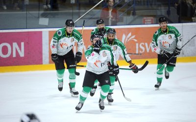 Jastrzębianie rozbijają rywali! Historyczna wygrana 9:1 na Jastorze