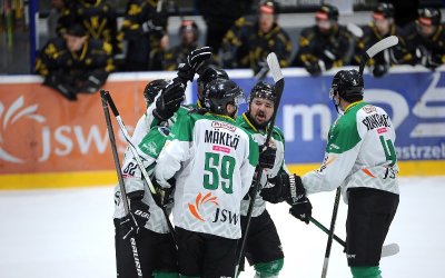 Niepokonani na wyjeździe! JKH GKS Jastrzębie wygrywa derby z GKS Katowice