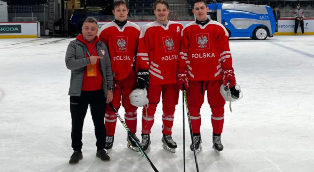 Pięć punktów w Tallinie. Na zdjęciu od lewej: R. Masztakowski, J. Onak, P. Hanzel i B. Stolarski. Fot. JKH GKS Jastrzębie